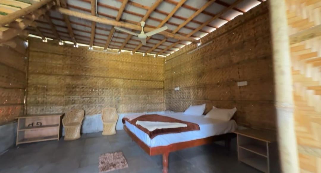 Vanya The Exotic World Resort Hampi Buitenkant foto